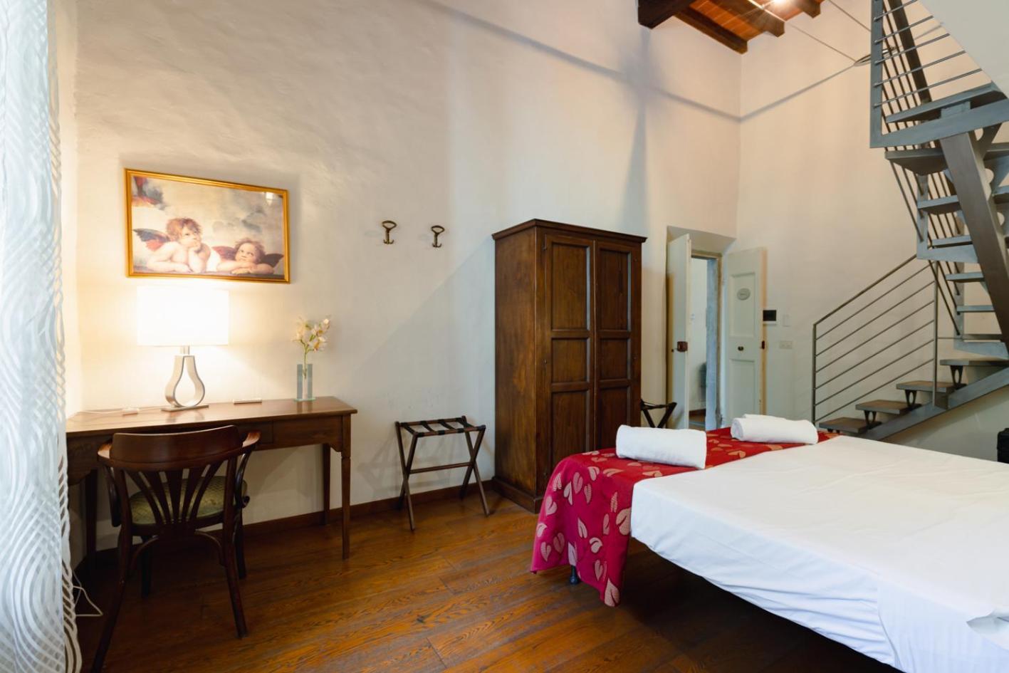Apartamento Piazza Dei Ciompi With Private Garden Florencia